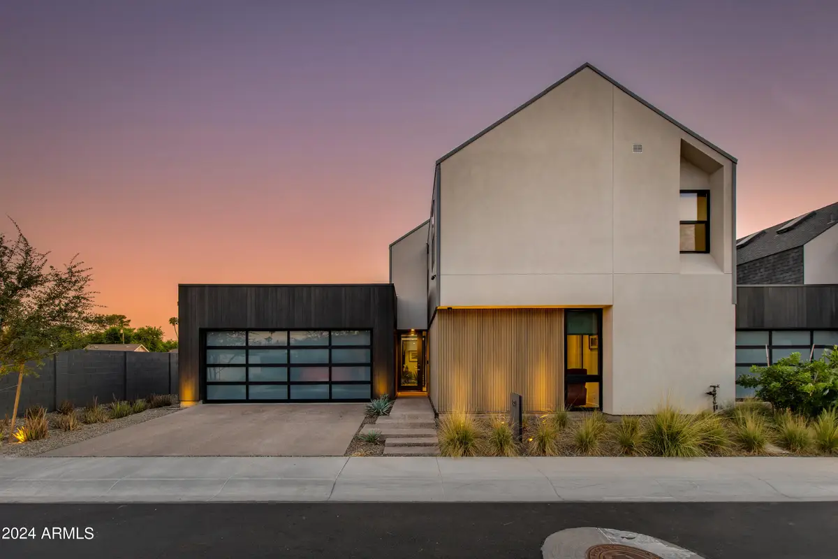 1341 E Pomelo Grove Lane, Phoenix, AZ 85014 - #1