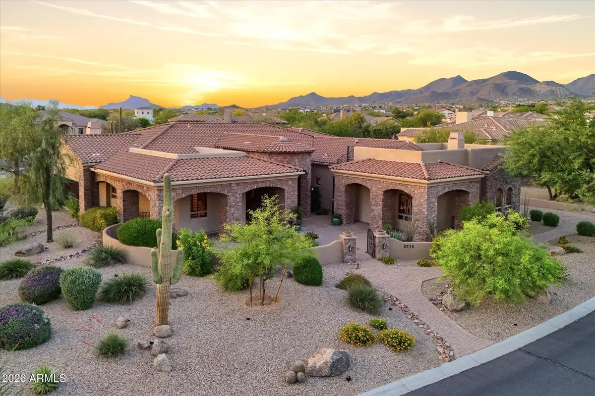 8238 E Kramer Circle, Mesa, AZ 85207 - #1