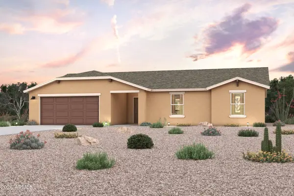 15911 S Elizabeth Place, Arizona City, AZ 85123