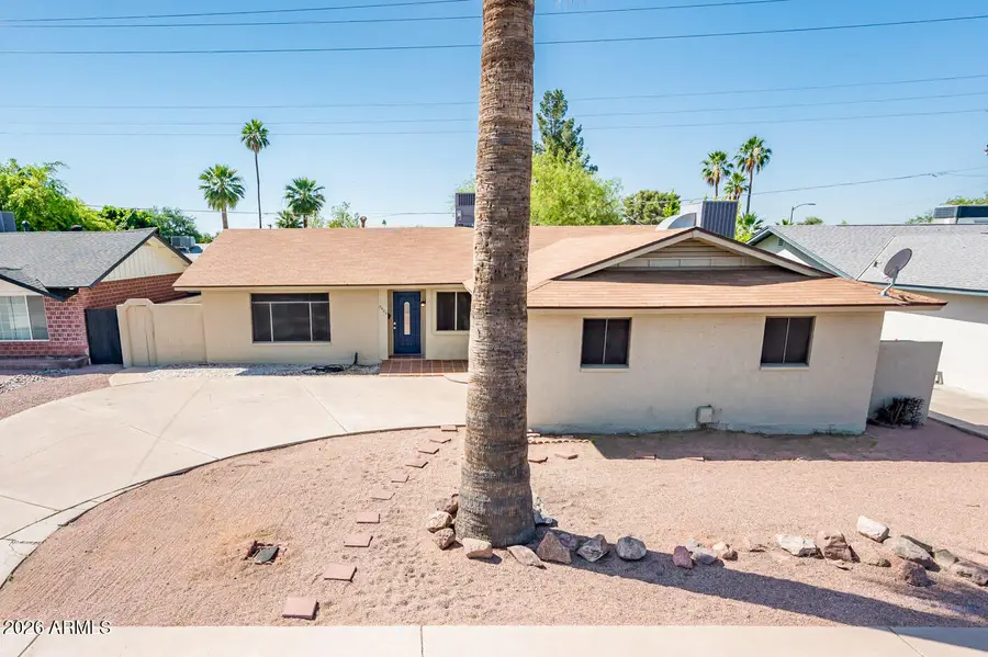 8407 E Crestwood Way, Scottsdale, AZ 85250 - #3