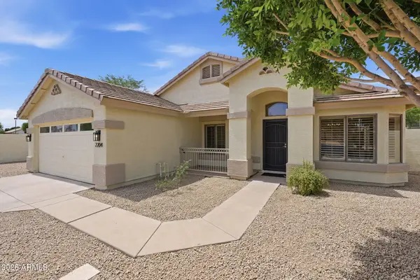 2204 S Quartz Court, Gilbert, AZ 85295
