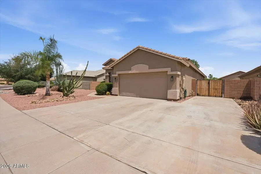 1311 S Canyon Oaks Way, Chandler, AZ 85286 - #2