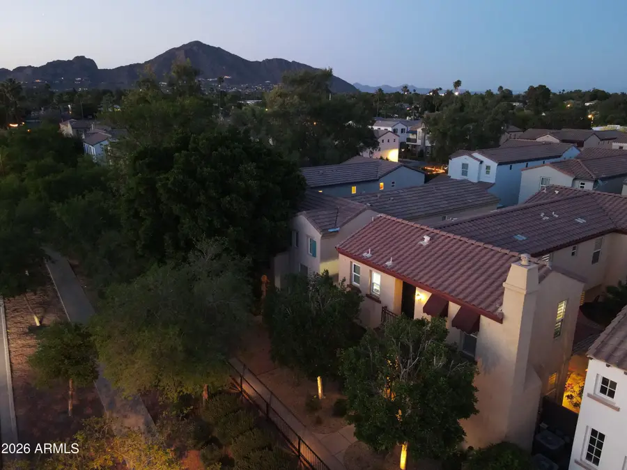2925 N 48th Street, Phoenix, AZ 85018 - #2