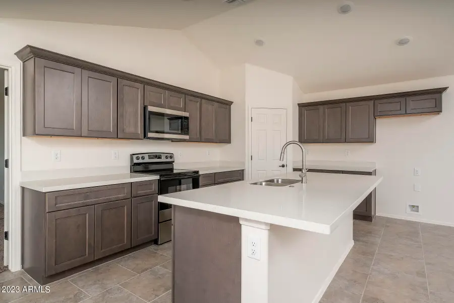 1424 S 334th Avenue, Tonopah, AZ 85354 - #3