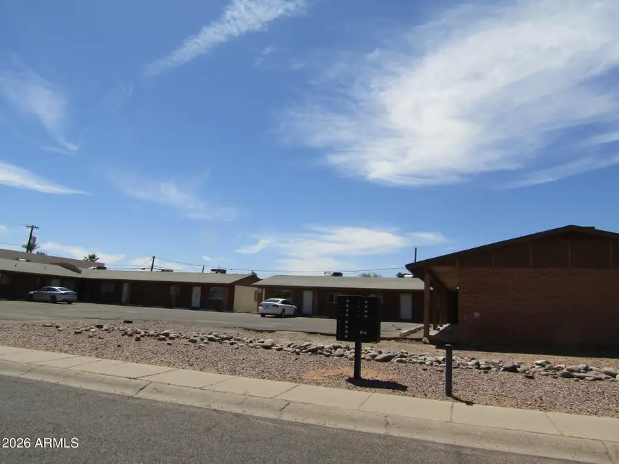 415 W 10th Street, Casa Grande, AZ 85122 - #2