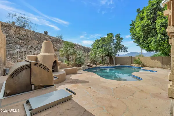 315 E Glenhaven Drive, Phoenix, AZ 85048