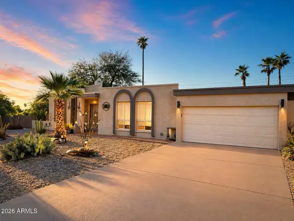 1132 E Village Circle Drive, Phoenix, AZ 85022