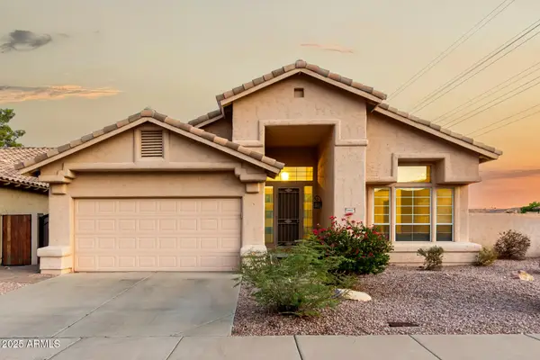 2403 E Mountain Vista Drive, Phoenix, AZ 85048