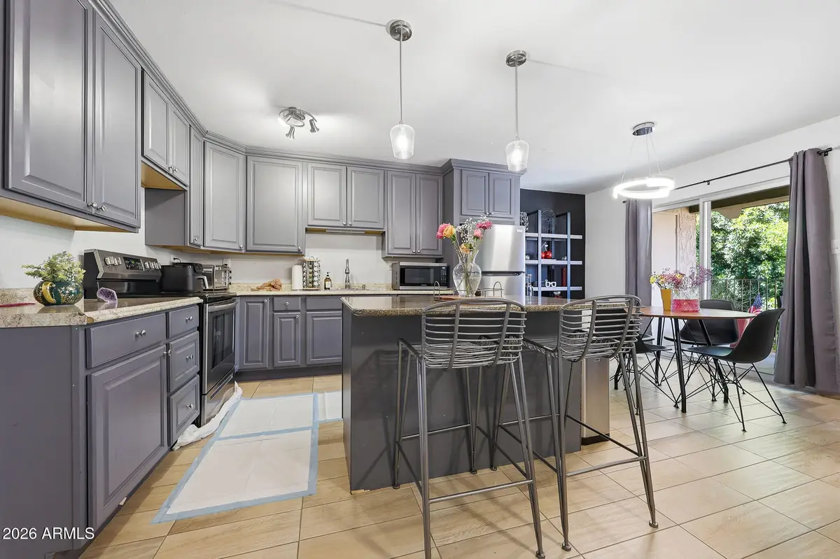 5525 E Thomas Road #N6, Phoenix, AZ 85018 - #1