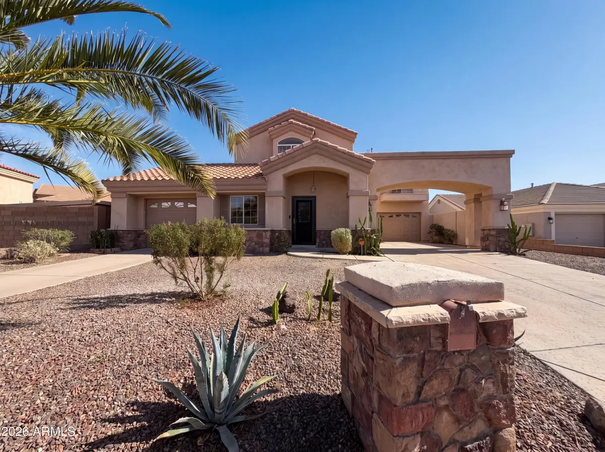 1519 E Desert Lane, Phoenix, AZ 85042 - #1