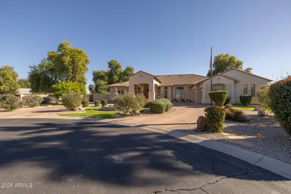 377 E Clifton Court, Gilbert, AZ 85295