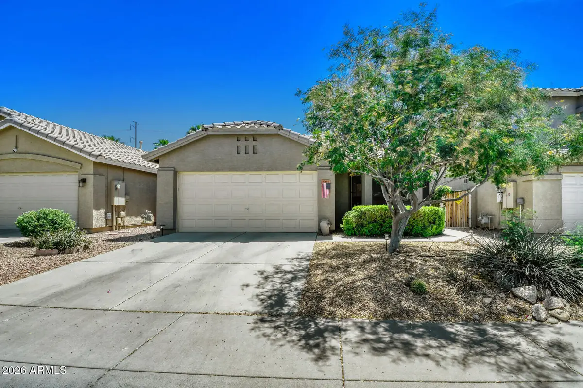 3221 E Blackhawk Drive, Phoenix, AZ 85050 - #1
