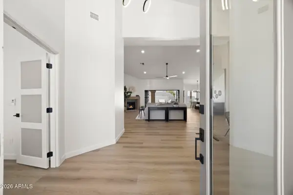 15202 S 20th Place, Phoenix, AZ 85048