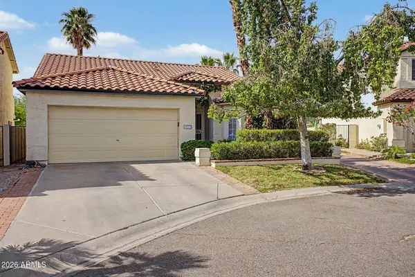 5027 E Vaughn Drive, Phoenix, AZ 85044