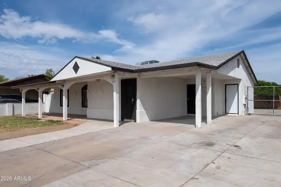 2223 N 47th Avenue, Phoenix, AZ 85035 - #3