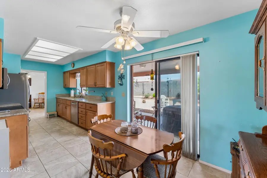 8222 E Monte Avenue E, Mesa, AZ 85209 - #3