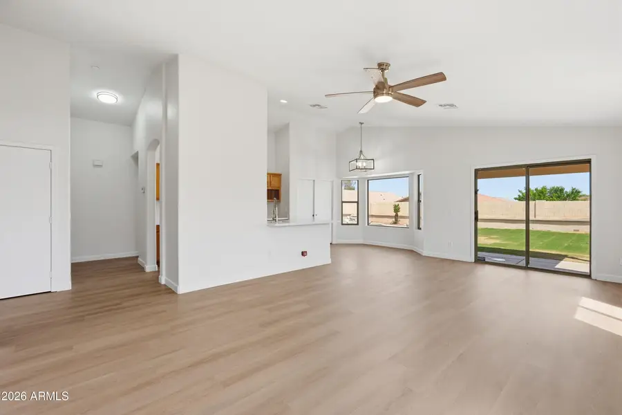 1640 E South Mountain Avenue, Phoenix, AZ 85042 - #3