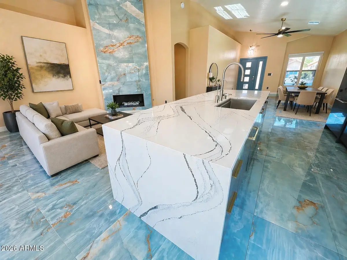8709 E Gail Road, Scottsdale, AZ 85260 - #1