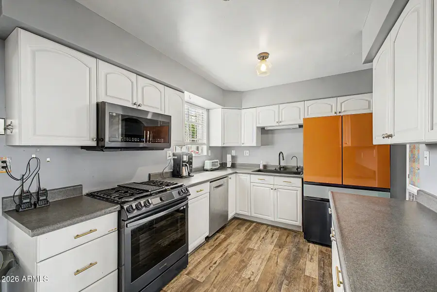 2037 W State Avenue, Phoenix, AZ 85021 - #2