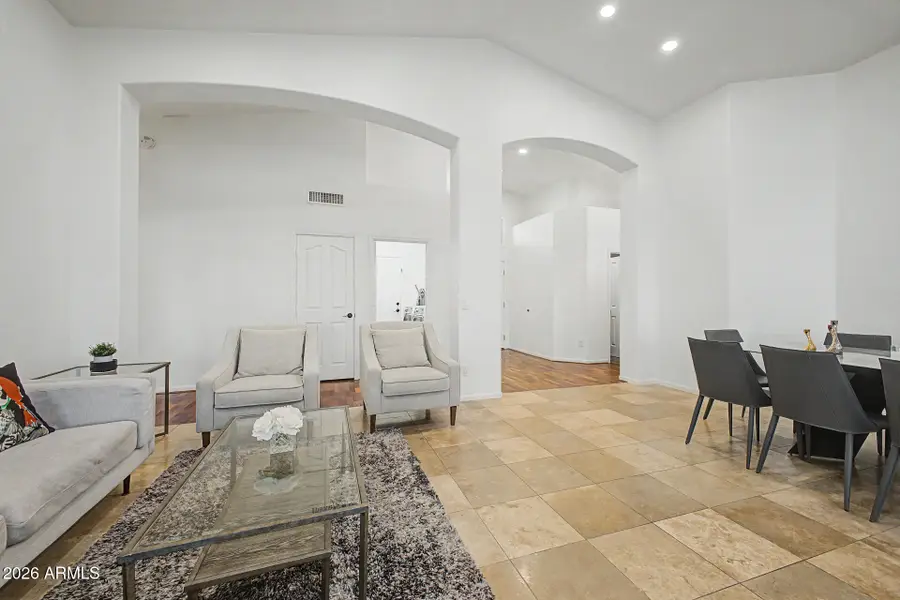 1570 E Horseshoe Avenue, Gilbert, AZ 85296 - #3