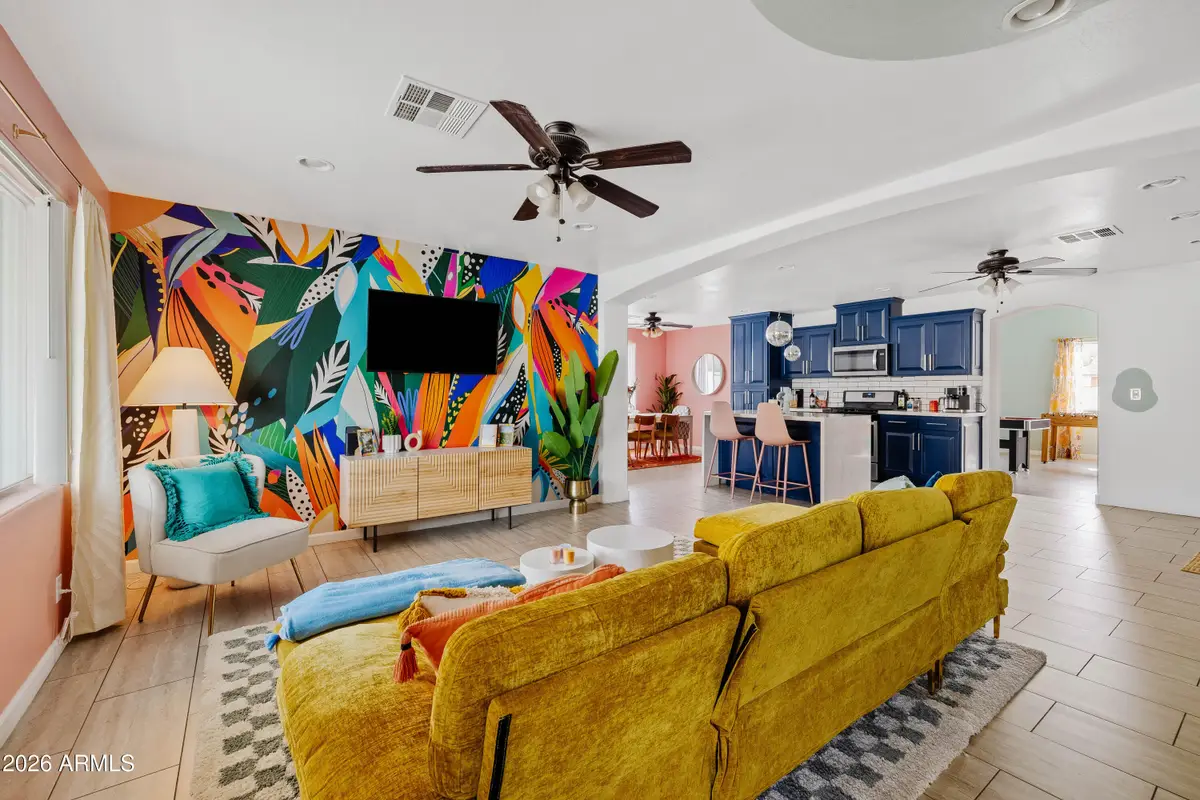 1101 E Ruth Avenue, Phoenix, AZ 85020 - #1