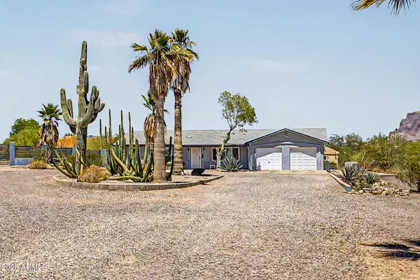 2330 E Broadway Avenue, Apache Junction, AZ 85119