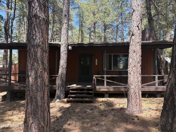 460 Barnwood Trail, Munds Park, AZ 86017