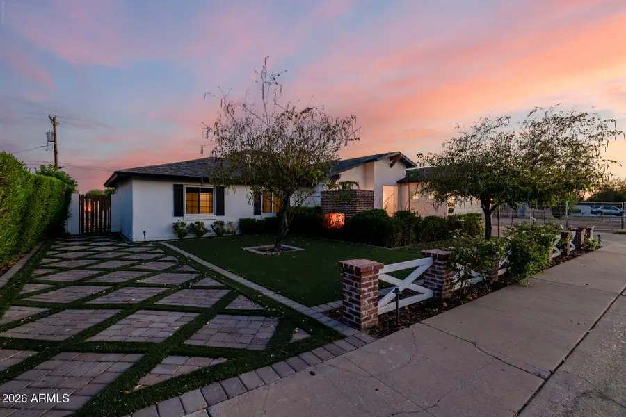 4021 E Glenrosa Avenue, Phoenix, AZ 85018 - #3