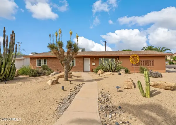3332 E Medlock Drive, Phoenix, AZ 85018