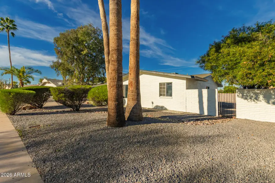 2834 E Shangri La Road, Phoenix, AZ 85028 - #3