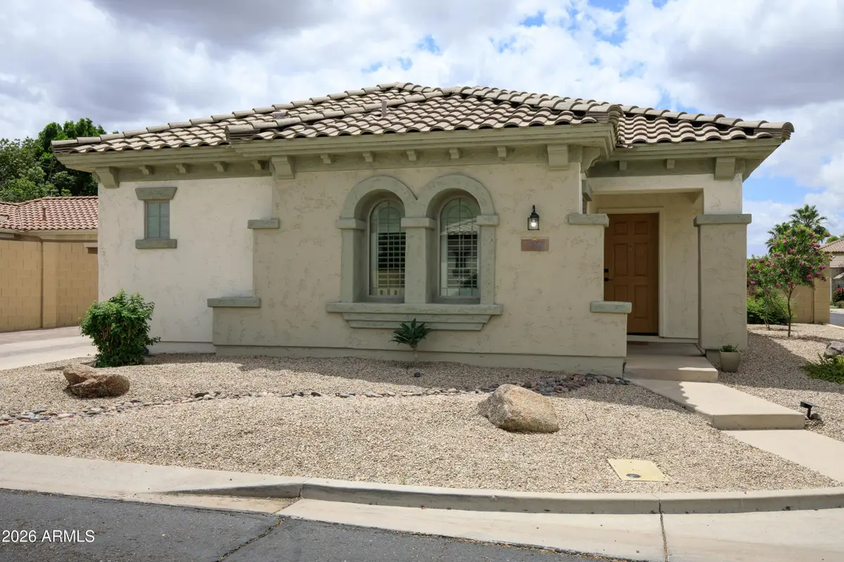 7715 E Butte Street, Mesa, AZ 85207 - #1