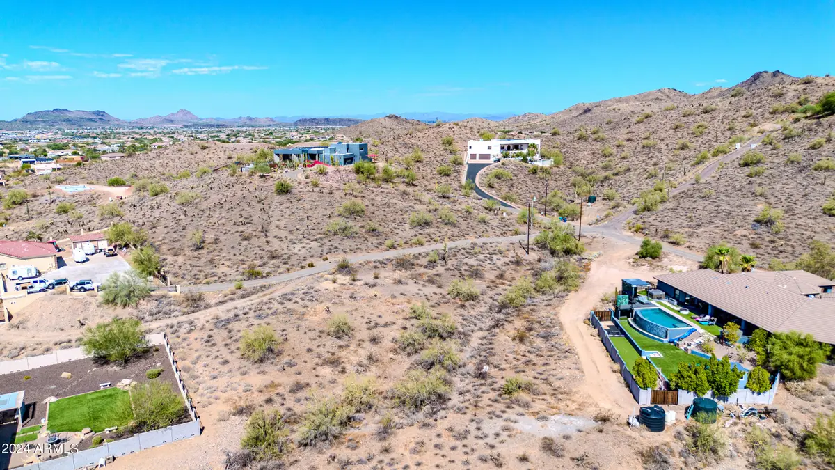 101 E Briles Road, Phoenix, AZ 85085 - #1