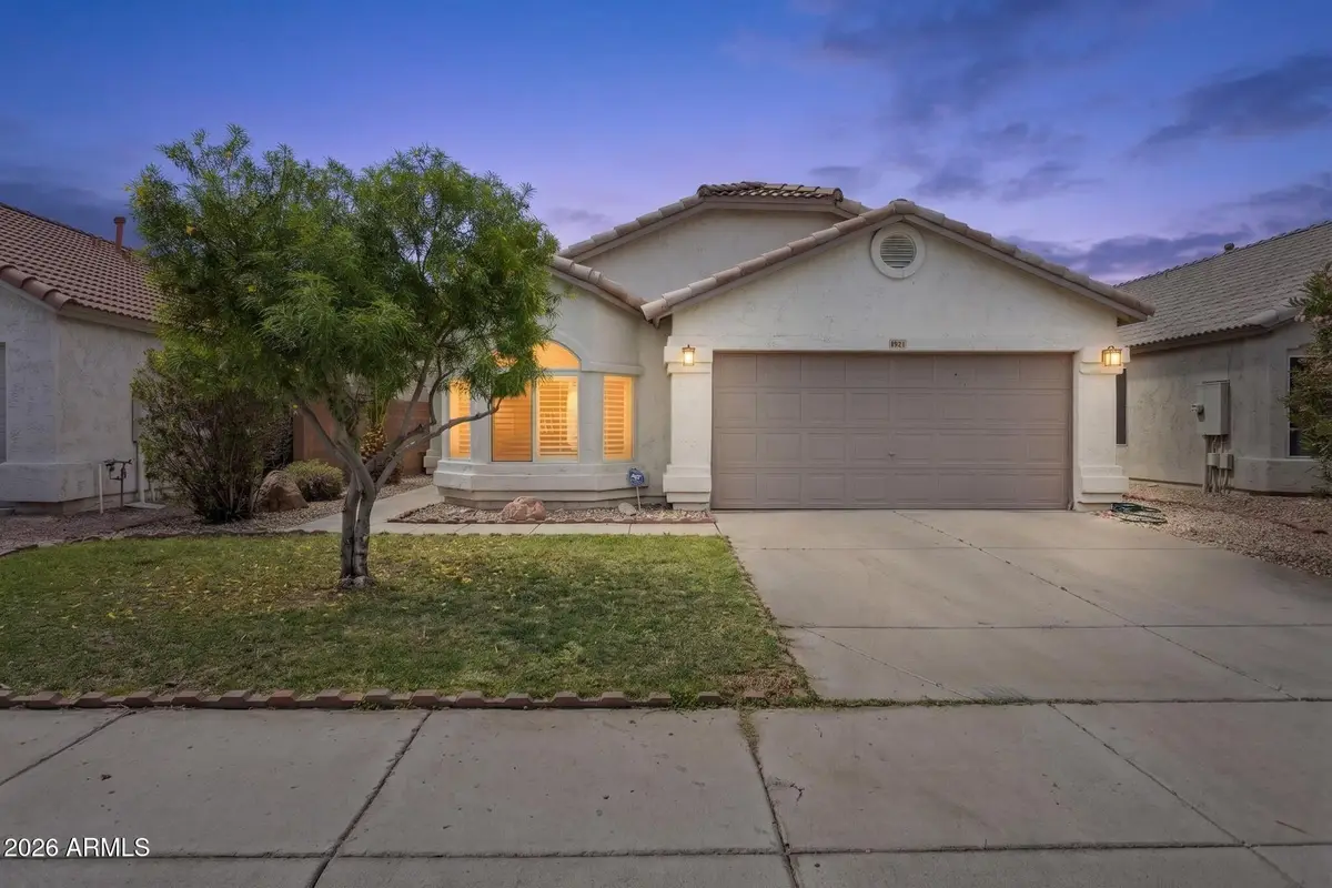 921 E Montoya Lane, Phoenix, AZ 85024 - #1