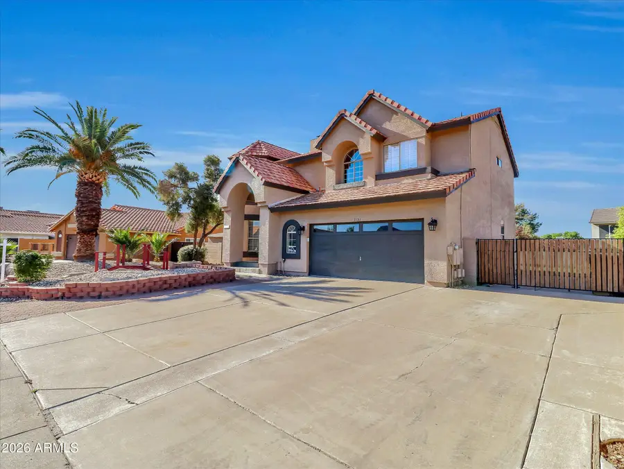 7121 W Windrose Drive, Peoria, AZ 85381 - #2