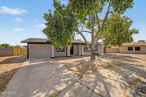 913 W Saint John Road, Phoenix, AZ 85023