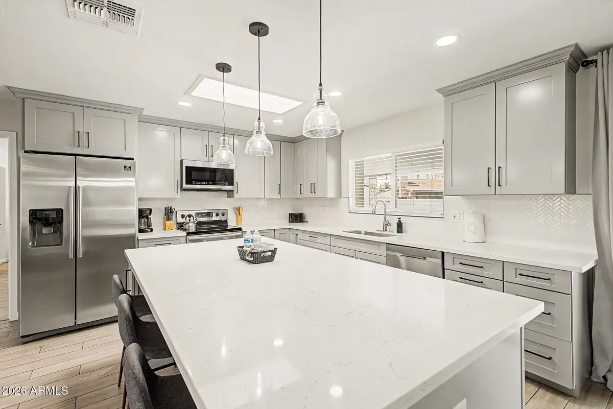 801 E Todd Drive, Tempe, AZ 85283 - #1