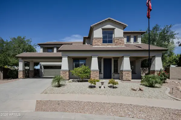 15872 W Shaw Butte Drive, Surprise, AZ 85379