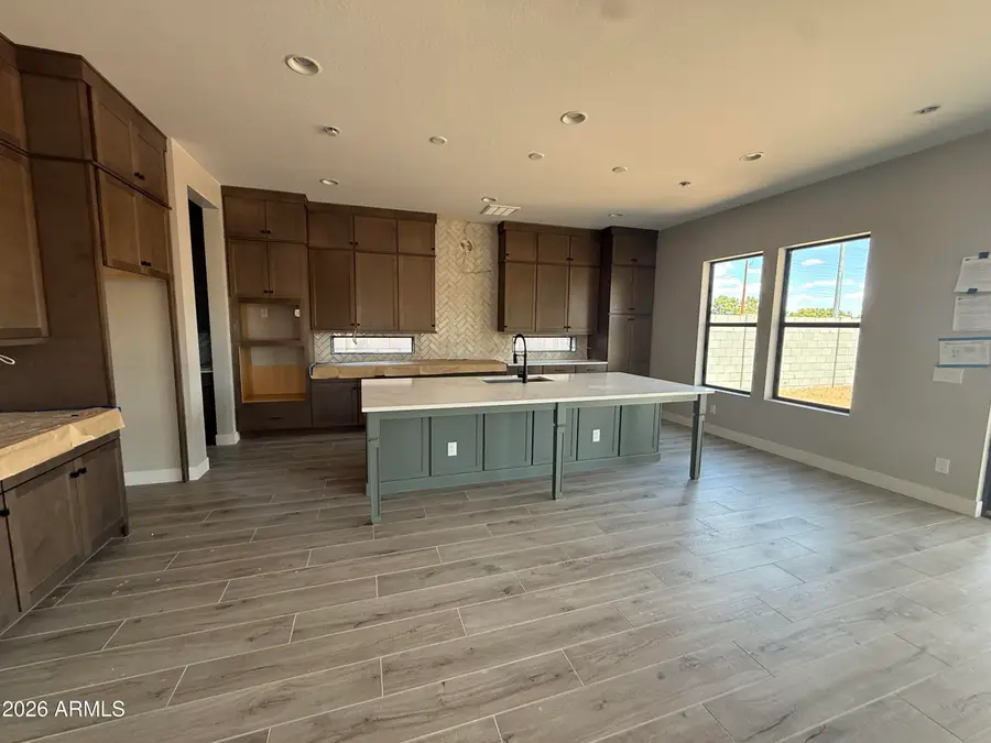 329 N Silverado Street, Gilbert, AZ 85234 - #2