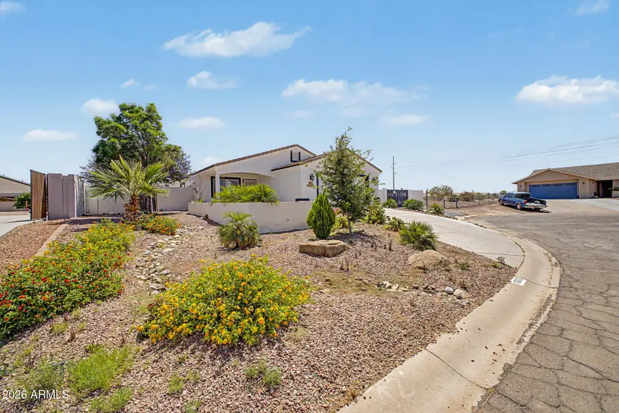 16013 S Coral Road, Arizona City, AZ 85123 - #2