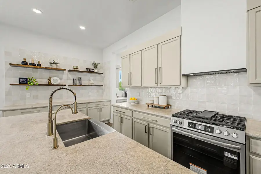 8539 W Midway Avenue, Glendale, AZ 85305 - #3