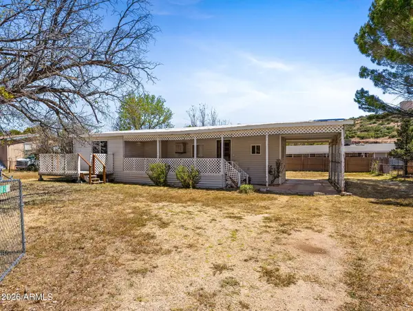 18267 S John Fry Avenue, Peeples Valley, AZ 86332