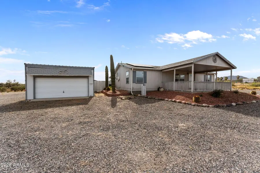 27650 S Clydesdale Avenue, Congress, AZ 85332 - #3