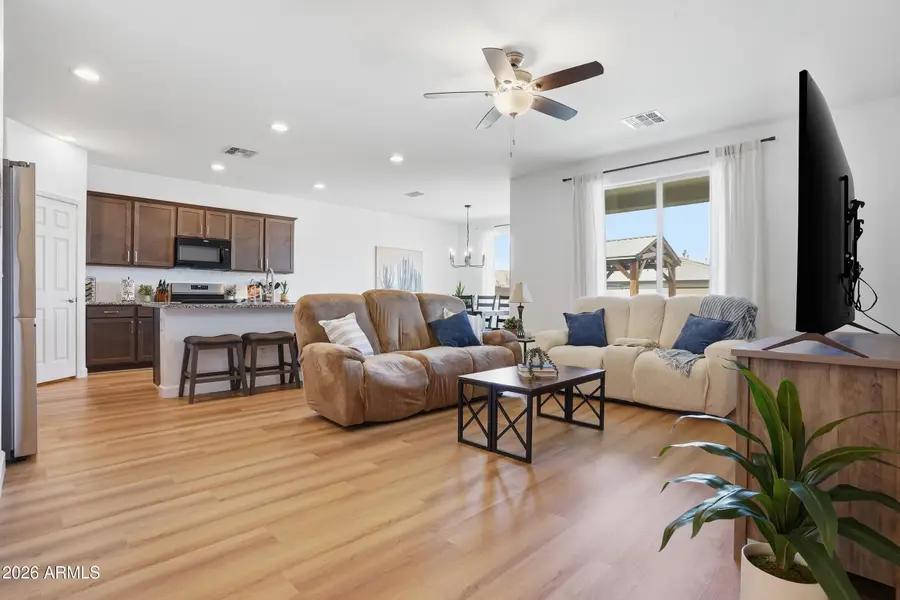 628 W White Sands Drive, San Tan Valley, AZ 85140 - #2