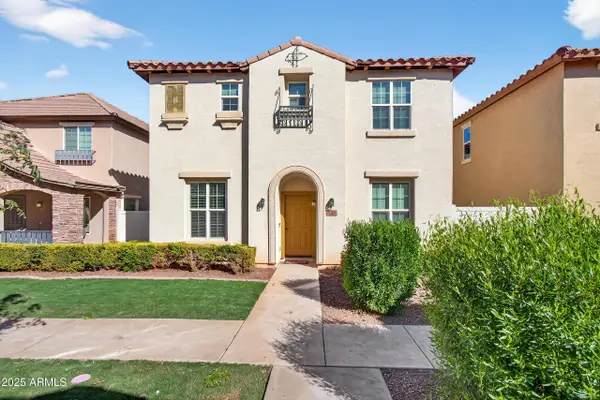886 S Huish Drive, Gilbert, AZ 85296