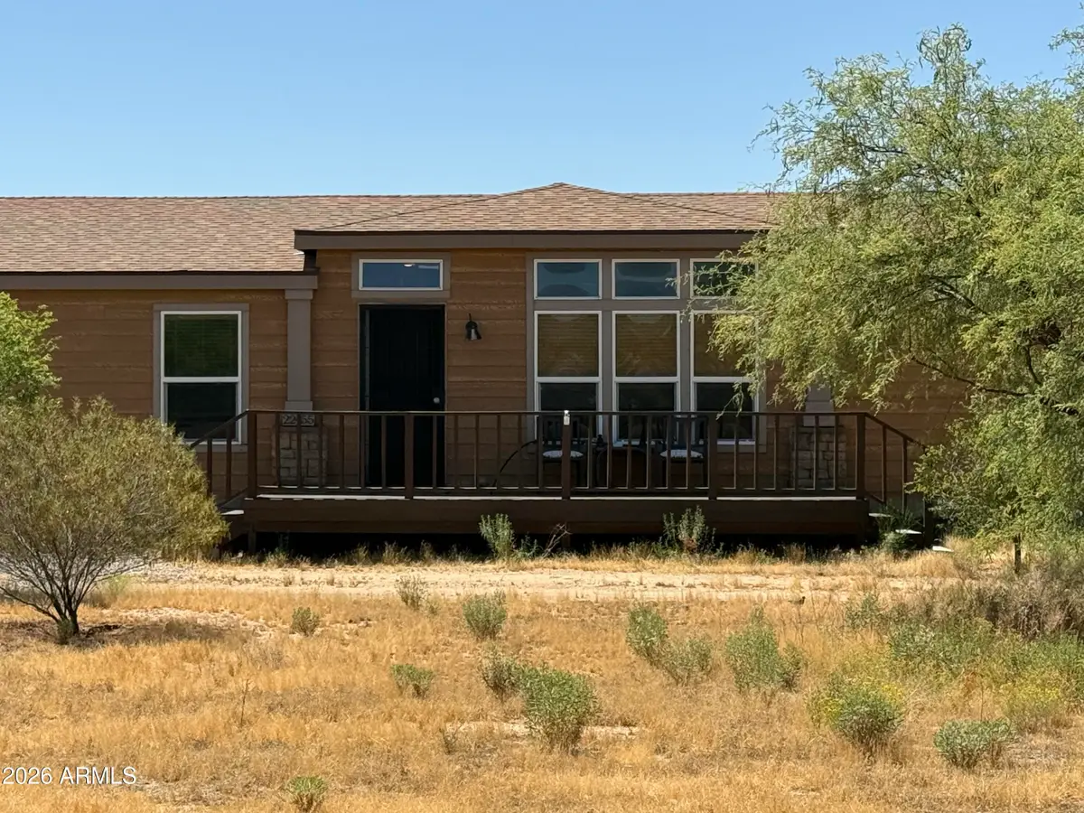 22455 W Hylton Way, Congress, AZ 85332 - #1