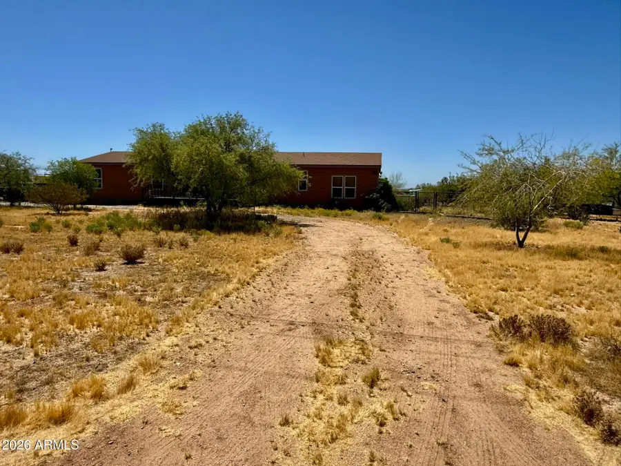 22455 W Hylton Way, Congress, AZ 85332 - #2