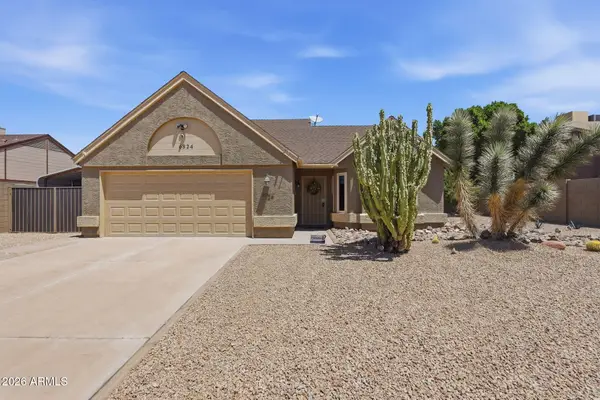 6824 W Cinnabar Avenue, Peoria, AZ 85345