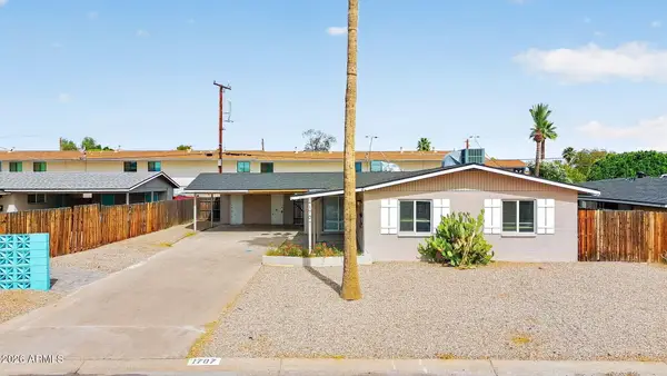 1707 N 42nd Street, Phoenix, AZ 85008