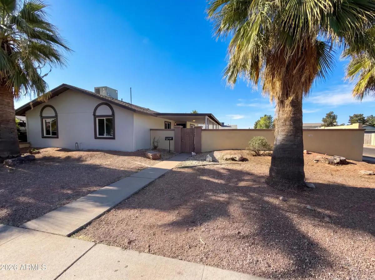 3265 W Mauna Loa Lane, Phoenix, AZ 85053 - #1