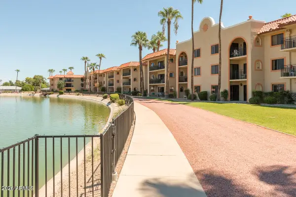 10330 W Thunderbird Boulevard #B114, Sun City, AZ 85351